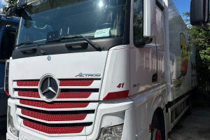 lastwagen_-_actros_1842_4x2_motorschaden_thermoking_-_mercedes_249745.jpg