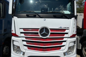 lastwagen_-_actros_1842_4x2_motorschaden_thermoking_-_mercedes_249746.jpg