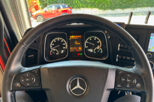 lastwagen_-_actros_1848_-_mercedes_238746.jpg