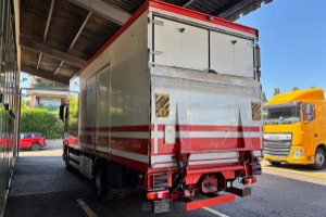 lastwagen_-_actros_1848_-_mercedes_238760.jpg