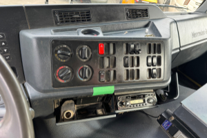 lastwagen_-_actros_1848_v8_4x4_pk17000-7_-_mercedes_309136.jpg