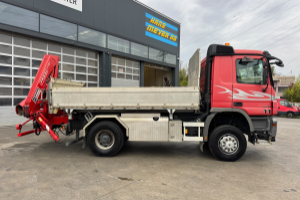 lastwagen_-_actros_2050_v8_4x4_-_mercedes_308475.jpg