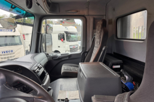 lastwagen_-_actros_2050_v8_4x4_-_mercedes_308485.jpg