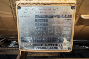 lastwagen_-_actros_2541_6x2_21_000l_2_kammern_-_mercedes_308648.jpg