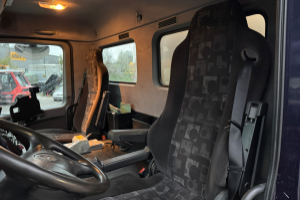 lastwagen_-_actros_2541_6x2_21_000l_2_kammern_-_mercedes_308650.jpg