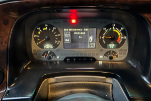 lastwagen_-_actros_2541_6x2_21_000l_2_kammern_-_mercedes_308653.jpg