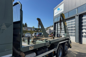 lastwagen_-_actros_2541_6x2_nencki_26t_-_mercedes_303222.jpg