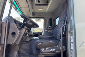 lastwagen_-_actros_2541_6x2_nencki_26t_-_mercedes_303223.jpg