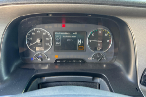lastwagen_-_actros_2541_6x2_nencki_26t_-_mercedes_303227.jpg