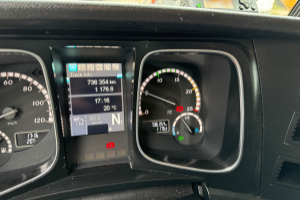 lastwagen_-_actros_2543_6x2_-_mercedes_242848.jpg
