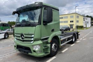 lastwagen_-_actros_2543_6x2__-_mercedes_185973.jpg