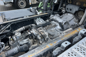 lastwagen_-_actros_2543_6x2__-_mercedes_185980.jpg
