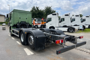 lastwagen_-_actros_2543_6x2__-_mercedes_185985.jpg