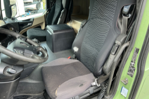 lastwagen_-_actros_2543_6x2__-_mercedes_185988.jpg