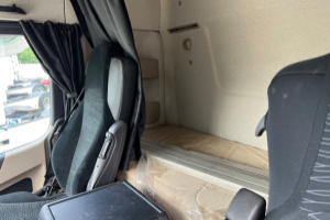 lastwagen_-_actros_2543_6x2__-_mercedes_185989.jpg