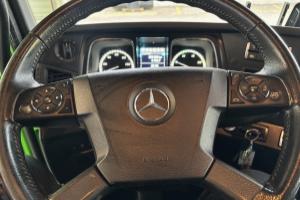 lastwagen_-_actros_2543_6x2__-_mercedes_216872.jpg