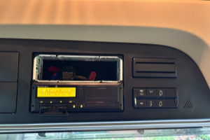 lastwagen_-_actros_2543_6x2__-_mercedes_216878.jpg