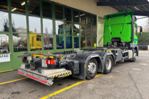 lastwagen_-_actros_2543_6x2__-_mercedes_216879.jpg