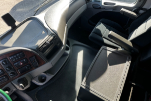 lastwagen_-_actros_2548_6x2__-_mercedes_194782.jpg