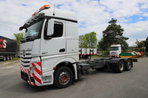 lastwagen_-_actros_2548_6x2__-_mercedes_251825.jpg
