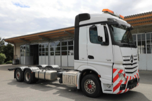 lastwagen_-_actros_2548_6x2__-_mercedes_251827.jpg