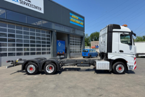 lastwagen_-_actros_2548_6x2__-_mercedes_290495.jpg