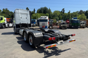 lastwagen_-_actros_2548_6x2__-_mercedes_290498.jpg