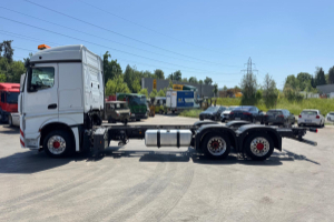 lastwagen_-_actros_2548_6x2__-_mercedes_290499.jpg