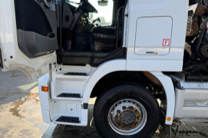 lastwagen_-_actros_2548_6x2_hiab_244-5__-_mercedes_257962.jpg