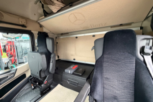 lastwagen_-_actros_25_42_6x2__-_mercedes_291507.jpg