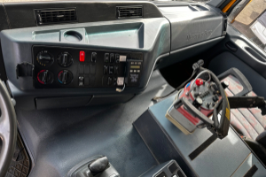 lastwagen_-_actros_2631_6x4_putzmeister__-_mercedes_234113.jpg