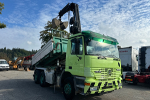 lastwagen_-_actros_2640_6x4_hiab_144_kipper__-_mercedes_255182.jpg