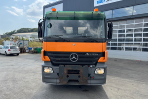 lastwagen_-_actros_2641_6x4_moser_3s_winterdienst_-_mercedes_250152.jpg