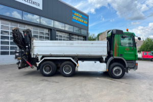 lastwagen_-_actros_2646_6x4_hiab_166-5_-_mercedes_296010.jpg