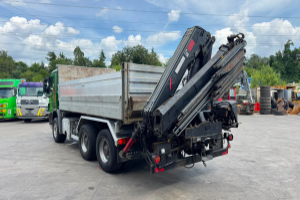 lastwagen_-_actros_2646_6x4_hiab_166-5_-_mercedes_296013.jpg