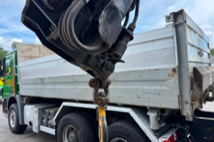 lastwagen_-_actros_2646_6x4_hiab_166-5_-_mercedes_296020.jpg