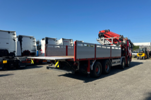 lastwagen_-_actros_3243_8x4_fassi_f600_jip_seilwinde_-_mercedes_248472.jpg