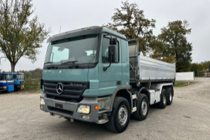 lastwagen_-_actros_3246_8x4_wechselsistem_kipper__-_mercedes_202932.jpg