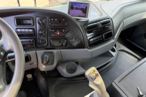lastwagen_-_actros_3248_8x4_abroller__-_mercedes_293412.jpg