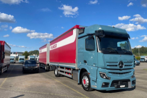 lastwagen_-_actros_f_1851_-_mercedes_295417.jpg
