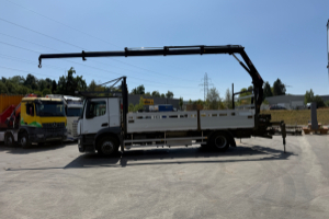 lastwagen_-_antos_1836_4x2_hiab_122-4__-_mercedes_297971.jpg