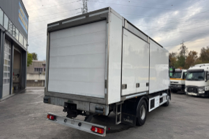 lastwagen_-_antos_1843_4x2_kuehler_-_mercedes_307032.jpg