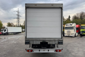 lastwagen_-_antos_1843_4x2_kuehler_-_mercedes_307033.jpg