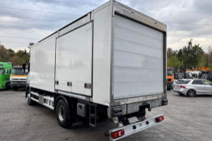 lastwagen_-_antos_1843_4x2_kuehler_-_mercedes_307034.jpg