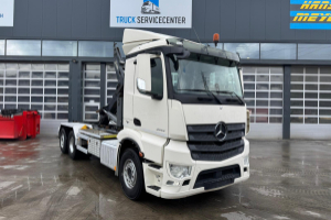 lastwagen_-_antos_2543_6x2_hiab_21t_-_mercedes_282561.jpg