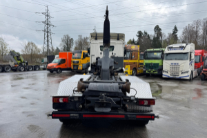 lastwagen_-_antos_2543_6x2_hiab_21t_-_mercedes_282564.jpg