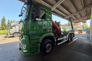 lastwagen_-_arocs_2543_6x2_-_mercedes_291117.jpg