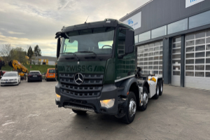 Lastwagen - MERCEDES - Arocs 3243 8x4 Hiab 26T