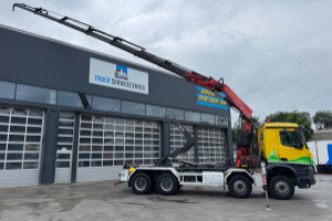 lastwagen_-_arocs_3248_8x4_fassi_315-7_mit_hiab_21t_-_mercedes_251122.jpg