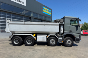 lastwagen_-_arocs_4148_8x4_sws_kipper_mischer__-_mercedes_298784.jpg